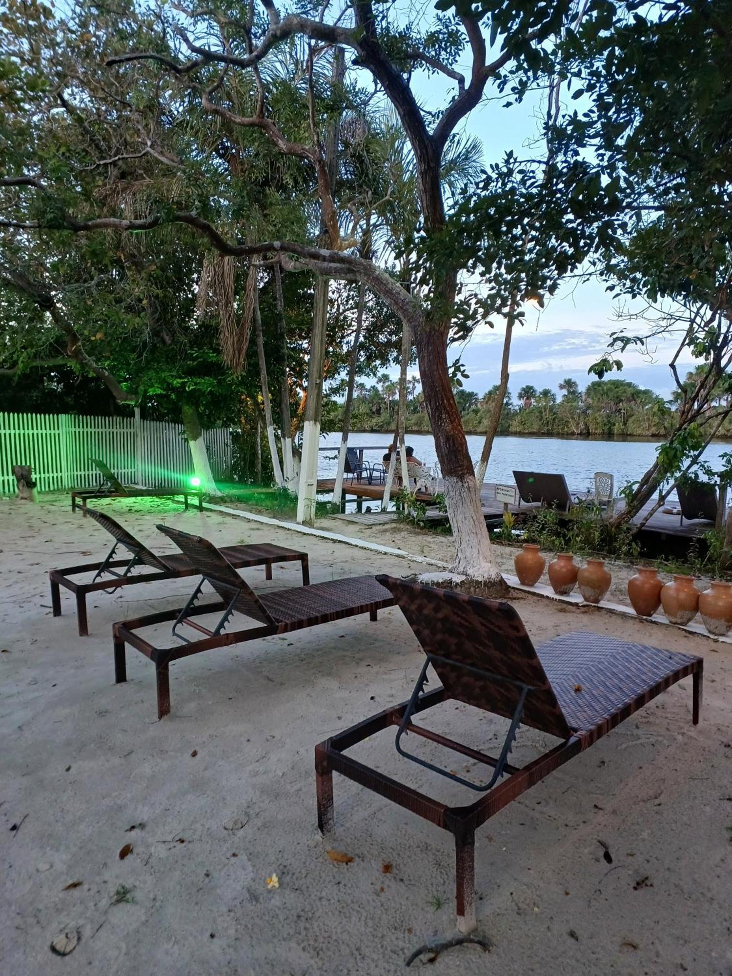 Orla Nautica Hotel Barreirinhas Exterior photo
